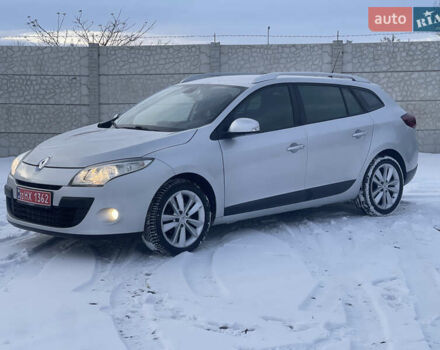 Серый Рено Меган, объемом двигателя 1.6 л и пробегом 225 тыс. км за 7599 $, фото 1 на Automoto.ua