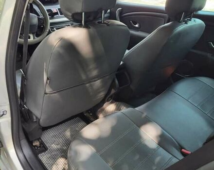 Сірий Рено Меган, об'ємом двигуна 2 л та пробігом 270 тис. км за 7800 $, фото 6 на Automoto.ua