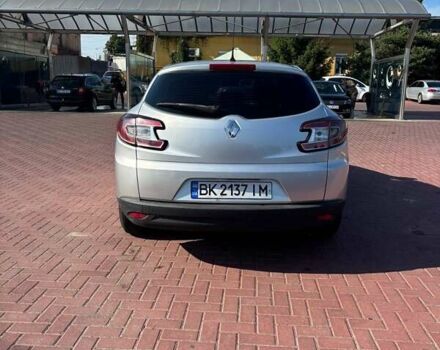 Серый Рено Меган, объемом двигателя 1.46 л и пробегом 330 тыс. км за 5300 $, фото 3 на Automoto.ua