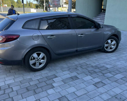 Сірий Рено Меган, об'ємом двигуна 1.5 л та пробігом 307 тис. км за 7000 $, фото 1 на Automoto.ua