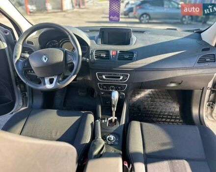Серый Рено Меган, объемом двигателя 2 л и пробегом 242 тыс. км за 6100 $, фото 7 на Automoto.ua