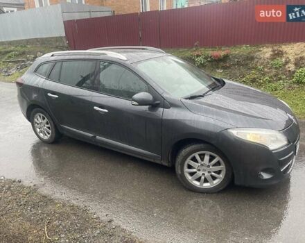 Серый Рено Меган, объемом двигателя 1.5 л и пробегом 240 тыс. км за 7500 $, фото 3 на Automoto.ua