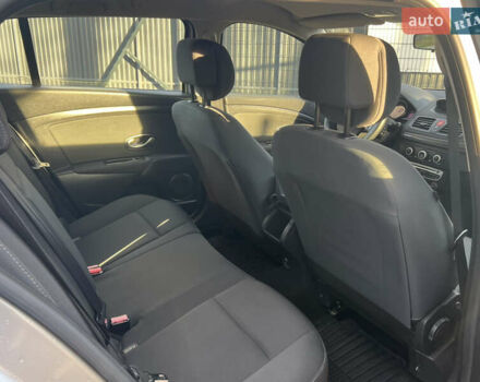 Серый Рено Меган, объемом двигателя 1.5 л и пробегом 225 тыс. км за 7600 $, фото 28 на Automoto.ua