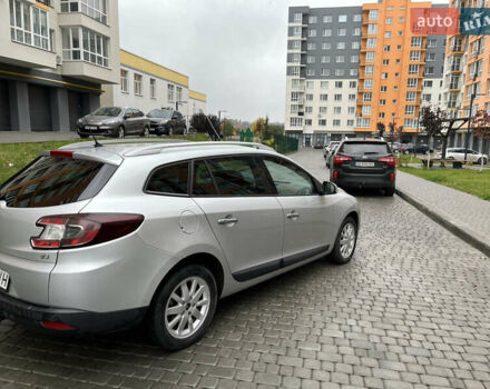 Сірий Рено Меган, об'ємом двигуна 1.46 л та пробігом 223 тис. км за 6250 $, фото 3 на Automoto.ua