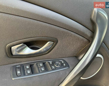 Серый Рено Меган, объемом двигателя 1.4 л и пробегом 193 тыс. км за 6700 $, фото 14 на Automoto.ua