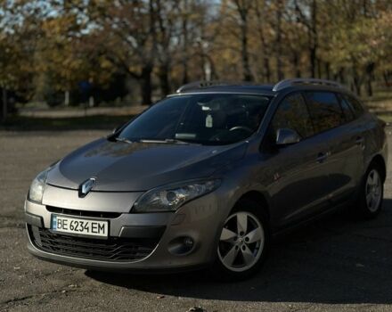 Сірий Рено Меган, об'ємом двигуна 1.5 л та пробігом 270 тис. км за 7750 $, фото 1 на Automoto.ua