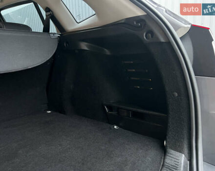 Серый Рено Меган, объемом двигателя 1.6 л и пробегом 182 тыс. км за 7800 $, фото 84 на Automoto.ua