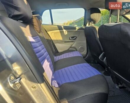 Серый Рено Меган, объемом двигателя 1.46 л и пробегом 257 тыс. км за 5150 $, фото 54 на Automoto.ua