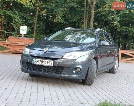 Серый Рено Меган, объемом двигателя 1.46 л и пробегом 267 тыс. км за 6200 $, фото 4 на Automoto.ua