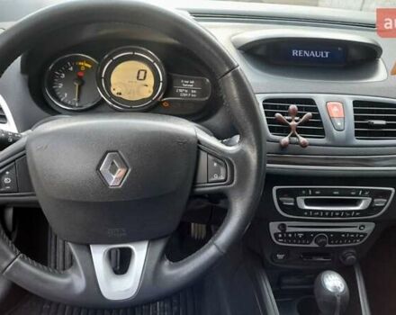Серый Рено Меган, объемом двигателя 1.46 л и пробегом 223 тыс. км за 6800 $, фото 12 на Automoto.ua