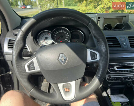 Сірий Рено Меган, об'ємом двигуна 2 л та пробігом 244 тис. км за 8300 $, фото 12 на Automoto.ua