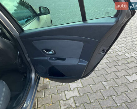 Сірий Рено Меган, об'ємом двигуна 1.5 л та пробігом 227 тис. км за 6650 $, фото 16 на Automoto.ua