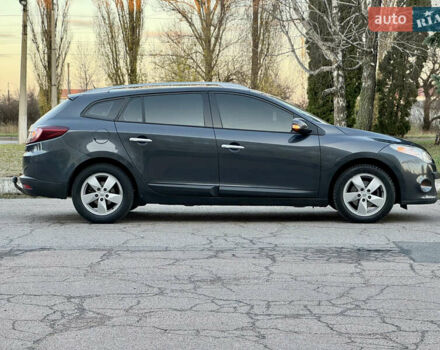 Серый Рено Меган, объемом двигателя 1.46 л и пробегом 223 тыс. км за 6999 $, фото 4 на Automoto.ua