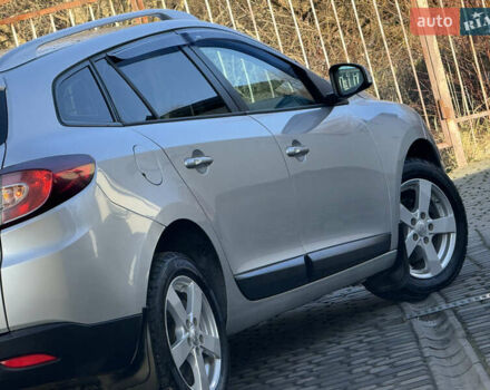 Серый Рено Меган, объемом двигателя 1.46 л и пробегом 180 тыс. км за 6750 $, фото 19 на Automoto.ua