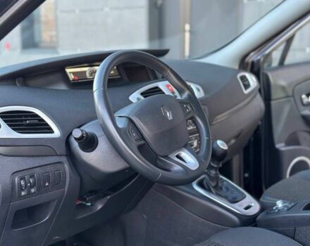 Серый Рено Меган, объемом двигателя 1.4 л и пробегом 189 тыс. км за 3999 $, фото 10 на Automoto.ua