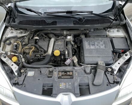 Серый Рено Меган, объемом двигателя 1.5 л и пробегом 306 тыс. км за 6300 $, фото 11 на Automoto.ua