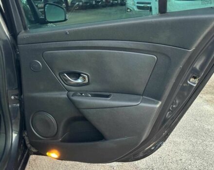 Серый Рено Меган, объемом двигателя 1.9 л и пробегом 297 тыс. км за 6690 $, фото 18 на Automoto.ua