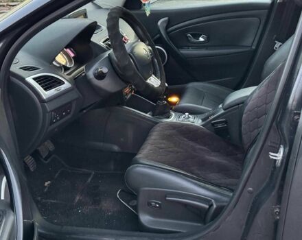 Серый Рено Меган, объемом двигателя 1.9 л и пробегом 297 тыс. км за 6690 $, фото 12 на Automoto.ua