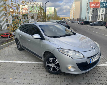 Серый Рено Меган, объемом двигателя 1.46 л и пробегом 320 тыс. км за 5999 $, фото 3 на Automoto.ua