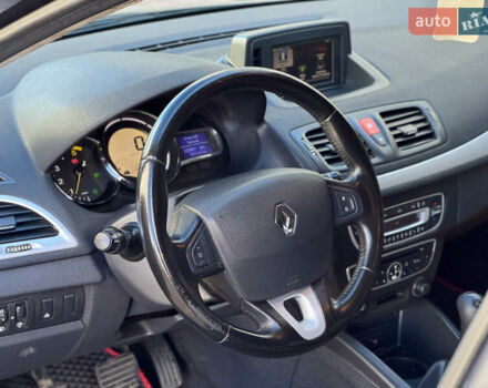 Серый Рено Меган, объемом двигателя 1.46 л и пробегом 223 тыс. км за 6999 $, фото 33 на Automoto.ua