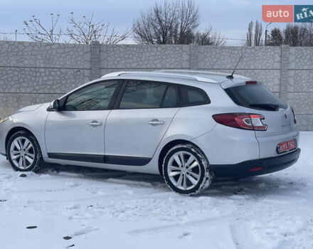 Серый Рено Меган, объемом двигателя 1.6 л и пробегом 225 тыс. км за 7599 $, фото 3 на Automoto.ua