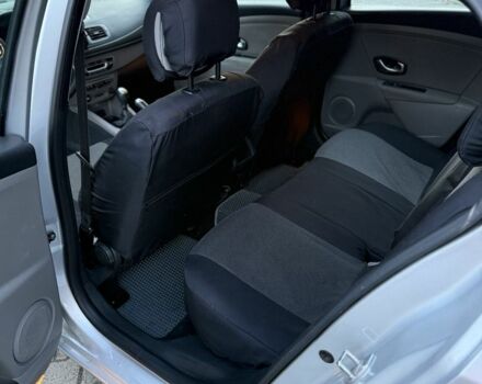 Серый Рено Меган, объемом двигателя 1.5 л и пробегом 310 тыс. км за 6500 $, фото 5 на Automoto.ua