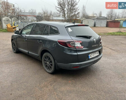 Серый Рено Меган, объемом двигателя 1.46 л и пробегом 285 тыс. км за 5700 $, фото 3 на Automoto.ua