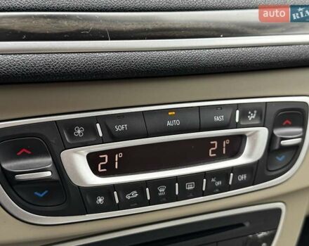 Серый Рено Меган, объемом двигателя 2 л и пробегом 260 тыс. км за 7800 $, фото 23 на Automoto.ua