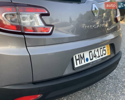Сірий Рено Меган, об'ємом двигуна 1.5 л та пробігом 228 тис. км за 7950 $, фото 9 на Automoto.ua