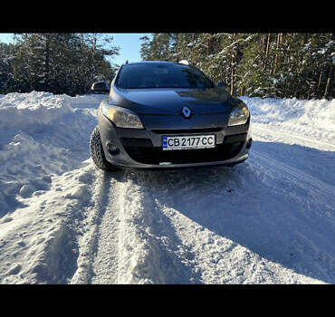 Серый Рено Меган, объемом двигателя 1.46 л и пробегом 293 тыс. км за 7800 $, фото 14 на Automoto.ua