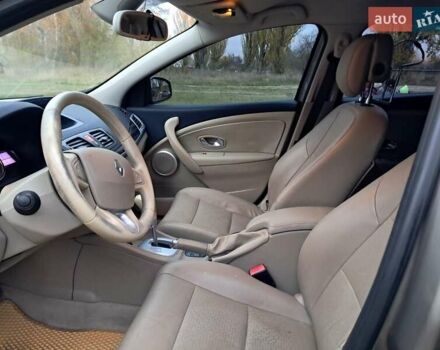 Сірий Рено Меган, об'ємом двигуна 1.46 л та пробігом 210 тис. км за 5900 $, фото 6 на Automoto.ua