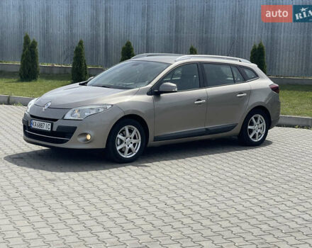 Сірий Рено Меган, об'ємом двигуна 1.46 л та пробігом 251 тис. км за 7300 $, фото 10 на Automoto.ua