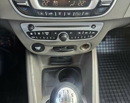 Серый Рено Меган, объемом двигателя 1.46 л и пробегом 257 тыс. км за 5150 $, фото 43 на Automoto.ua