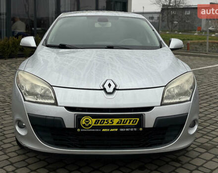 Серый Рено Меган, объемом двигателя 1.46 л и пробегом 260 тыс. км за 7200 $, фото 1 на Automoto.ua