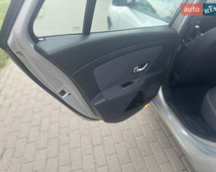 Серый Рено Меган, объемом двигателя 1.6 л и пробегом 250 тыс. км за 5950 $, фото 26 на Automoto.ua