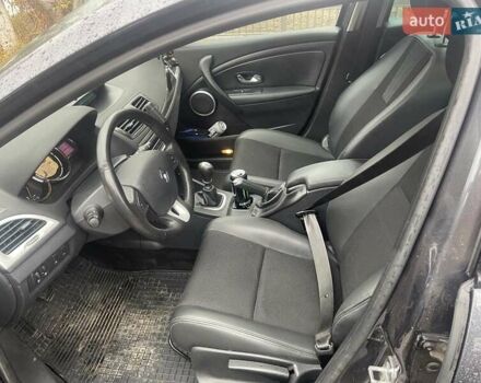 Серый Рено Меган, объемом двигателя 1.5 л и пробегом 240 тыс. км за 7500 $, фото 5 на Automoto.ua
