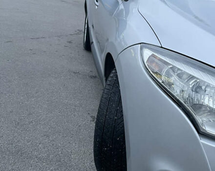 Сірий Рено Меган, об'ємом двигуна 1.46 л та пробігом 291 тис. км за 5700 $, фото 13 на Automoto.ua