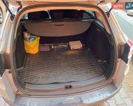 Серый Рено Меган, объемом двигателя 1.6 л и пробегом 200 тыс. км за 5600 $, фото 7 на Automoto.ua