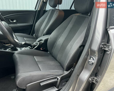 Серый Рено Меган, объемом двигателя 1.6 л и пробегом 182 тыс. км за 7800 $, фото 53 на Automoto.ua