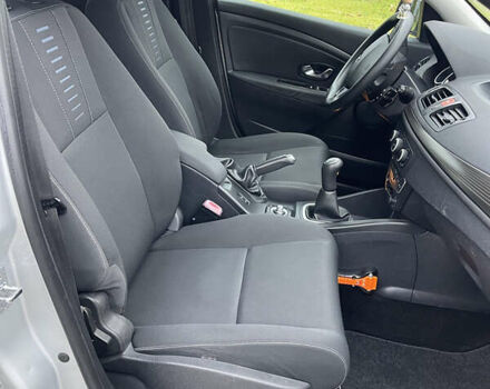 Серый Рено Меган, объемом двигателя 1.6 л и пробегом 225 тыс. км за 7700 $, фото 31 на Automoto.ua