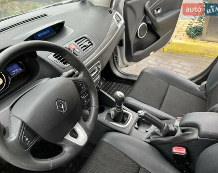 Сірий Рено Меган, об'ємом двигуна 1.46 л та пробігом 223 тис. км за 6250 $, фото 12 на Automoto.ua