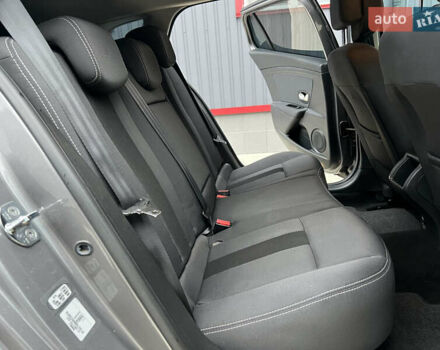 Серый Рено Меган, объемом двигателя 1.6 л и пробегом 182 тыс. км за 7800 $, фото 68 на Automoto.ua