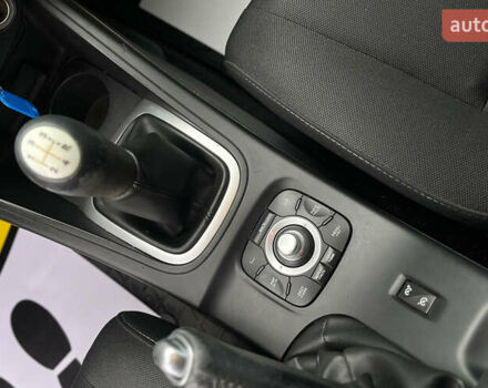 Серый Рено Меган, объемом двигателя 1.46 л и пробегом 260 тыс. км за 7200 $, фото 21 на Automoto.ua