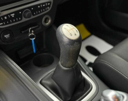 Серый Рено Меган, объемом двигателя 0 л и пробегом 260 тыс. км за 7200 $, фото 22 на Automoto.ua