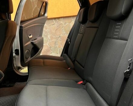 Серый Рено Меган, объемом двигателя 1.5 л и пробегом 263 тыс. км за 5100 $, фото 16 на Automoto.ua