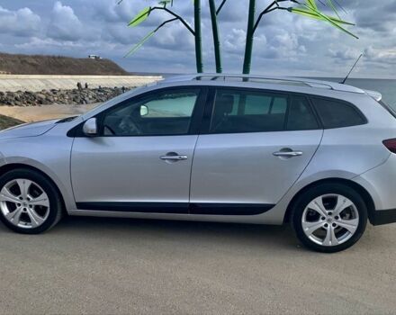 Серый Рено Меган, объемом двигателя 1.5 л и пробегом 242 тыс. км за 7990 $, фото 3 на Automoto.ua