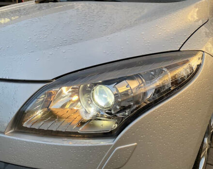 Сірий Рено Меган, об'ємом двигуна 1.4 л та пробігом 127 тис. км за 6800 $, фото 37 на Automoto.ua