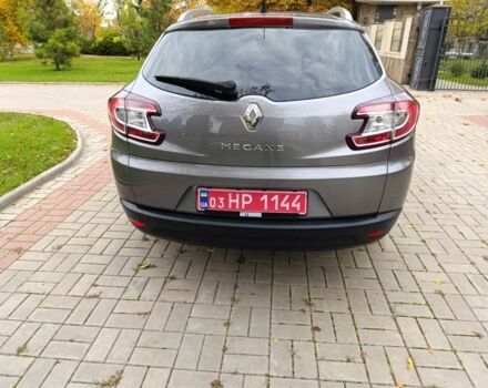 Серый Рено Меган, объемом двигателя 0 л и пробегом 218 тыс. км за 7300 $, фото 5 на Automoto.ua