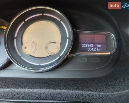 Серый Рено Меган, объемом двигателя 1.4 л и пробегом 250 тыс. км за 7500 $, фото 59 на Automoto.ua