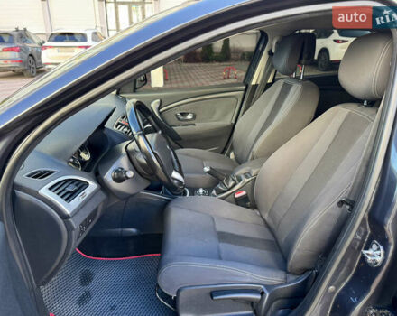 Серый Рено Меган, объемом двигателя 1.46 л и пробегом 223 тыс. км за 6999 $, фото 21 на Automoto.ua